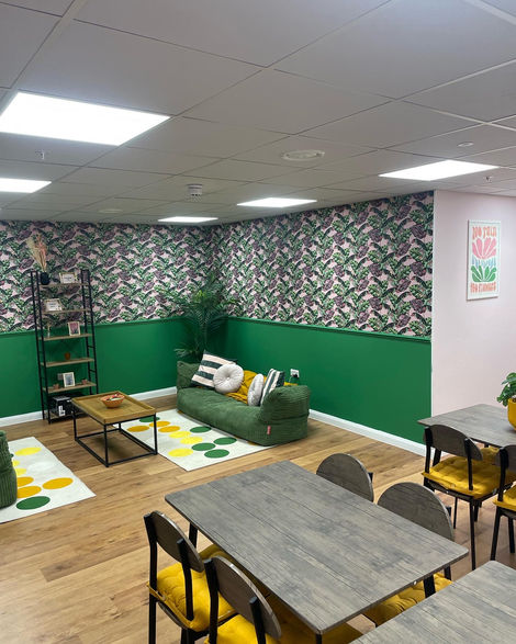 WC Sofa area.JPG