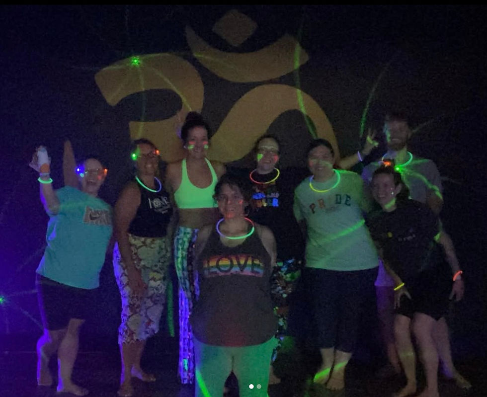 PRIDE GLOWGA & SIP (21+)