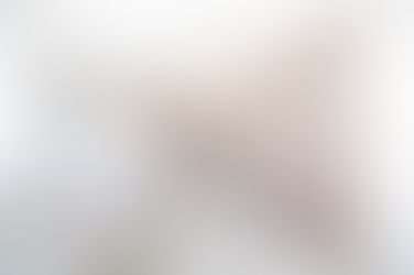 弧影成景:C字櫃下的柔和生活線條