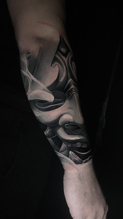 Janosch Tattoo Bern Schweiz Black and Grey Hannya Mask Realistic