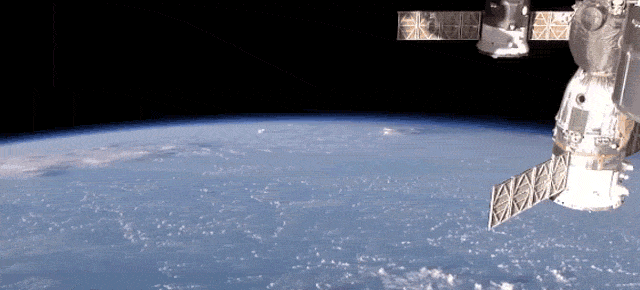 705580389646474825.gif