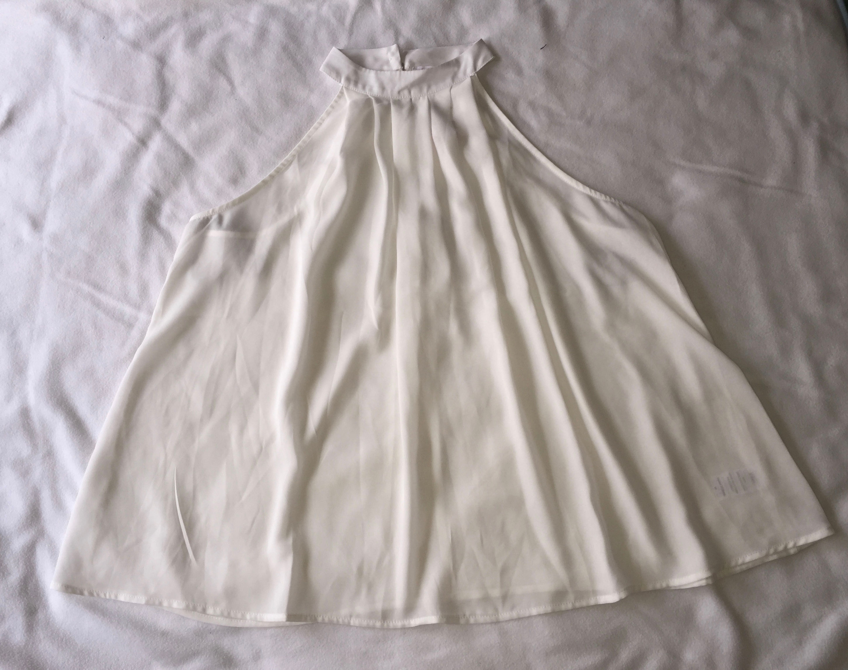 Blusa con Cuello Cerrado de A'gaci