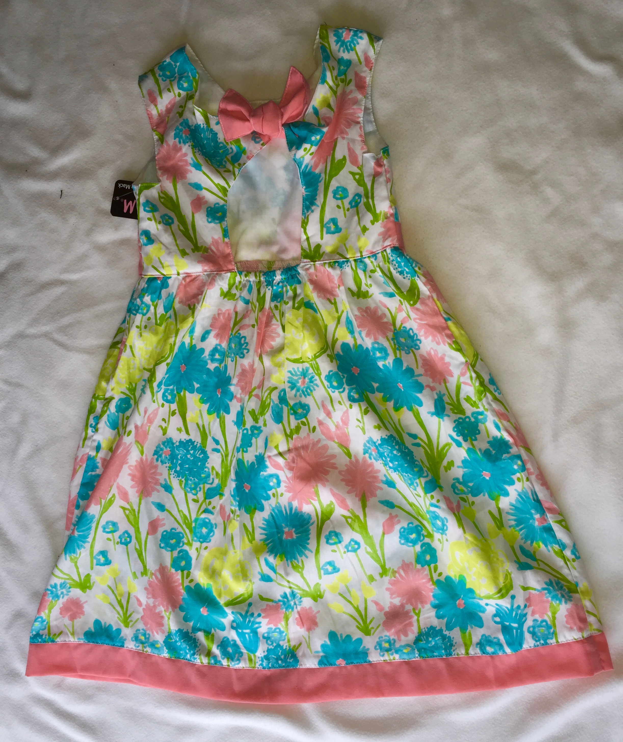 Vestido Floreado de Niña de Penny M