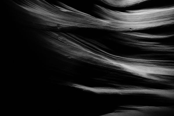 matteo-di-iorio-RVOB4T54fdg-unsplash_edited.jpg