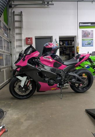 Branko seine Kawasaki schwarz pink Foliert