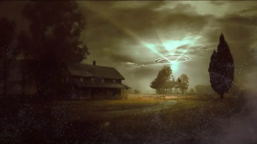 An Unidentified craft appears to abduct a farmyard animal