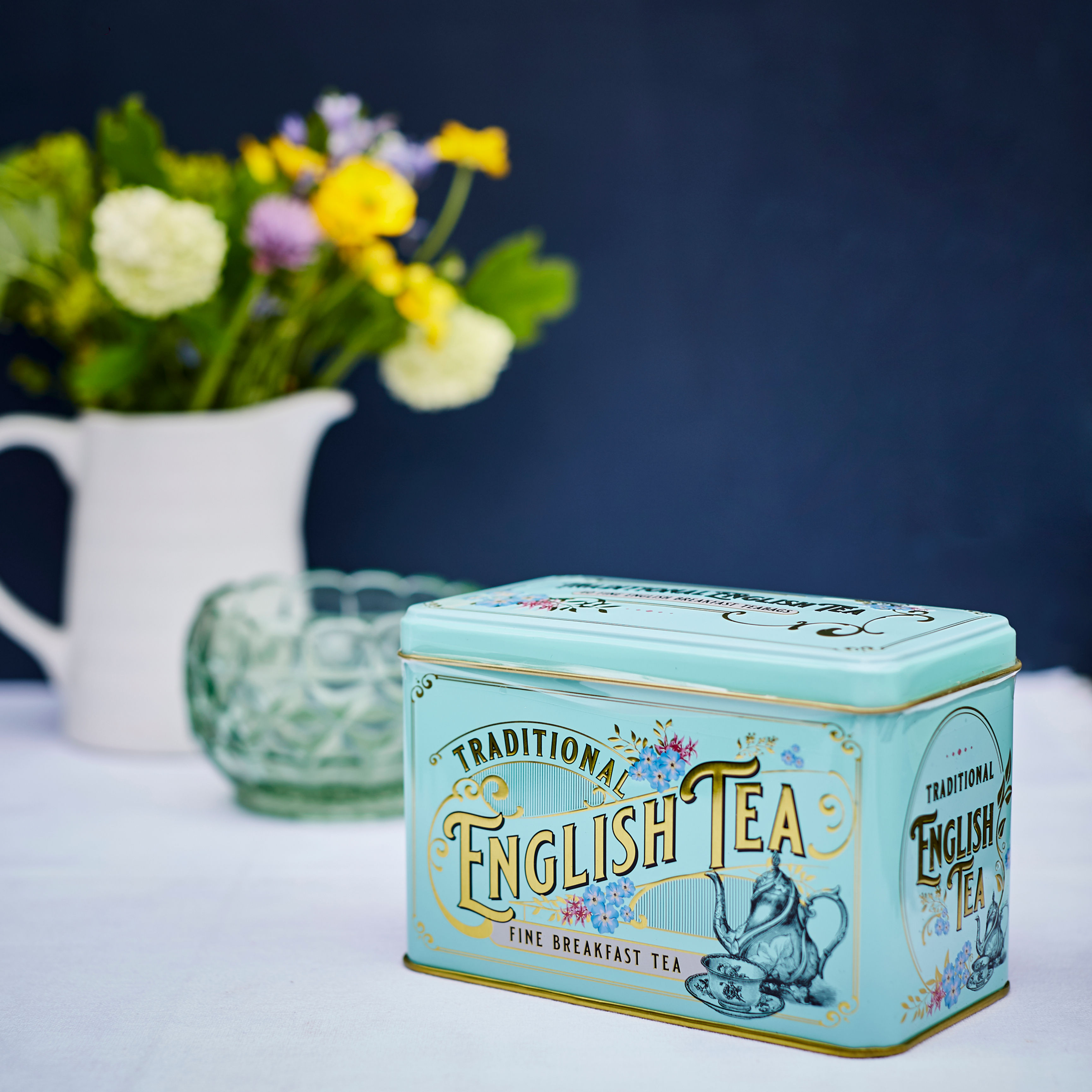 Lata vintage verde con 40 bolsas de té