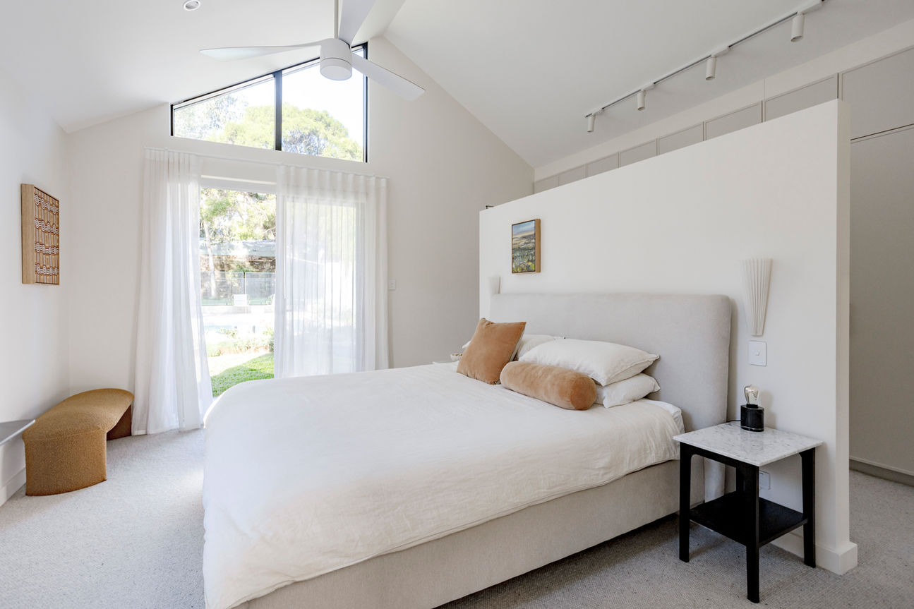 dream master bed