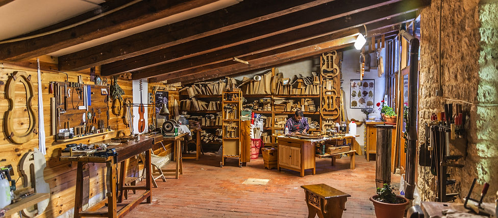 מעבדה לבניית גיטרות