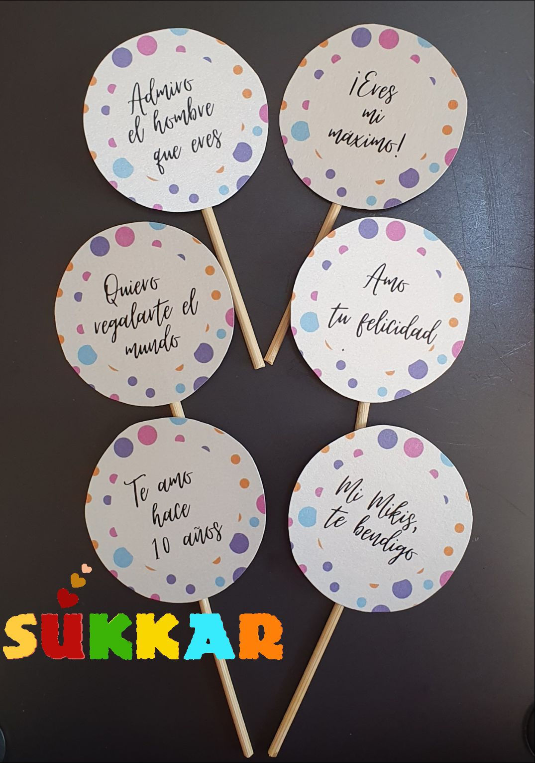 Cupcake toppers