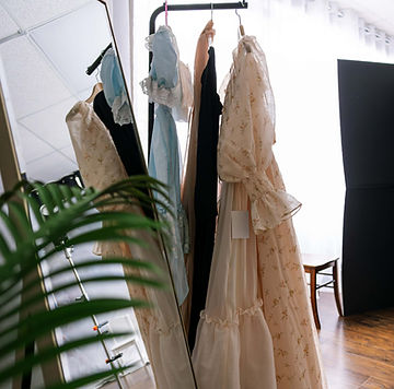 dresses-for-seattle-maternity-photographer