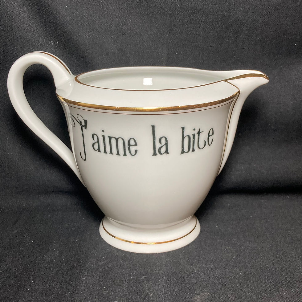 Miniature : J'aime la bite,  funny vintage upcycled porcelain milk jug