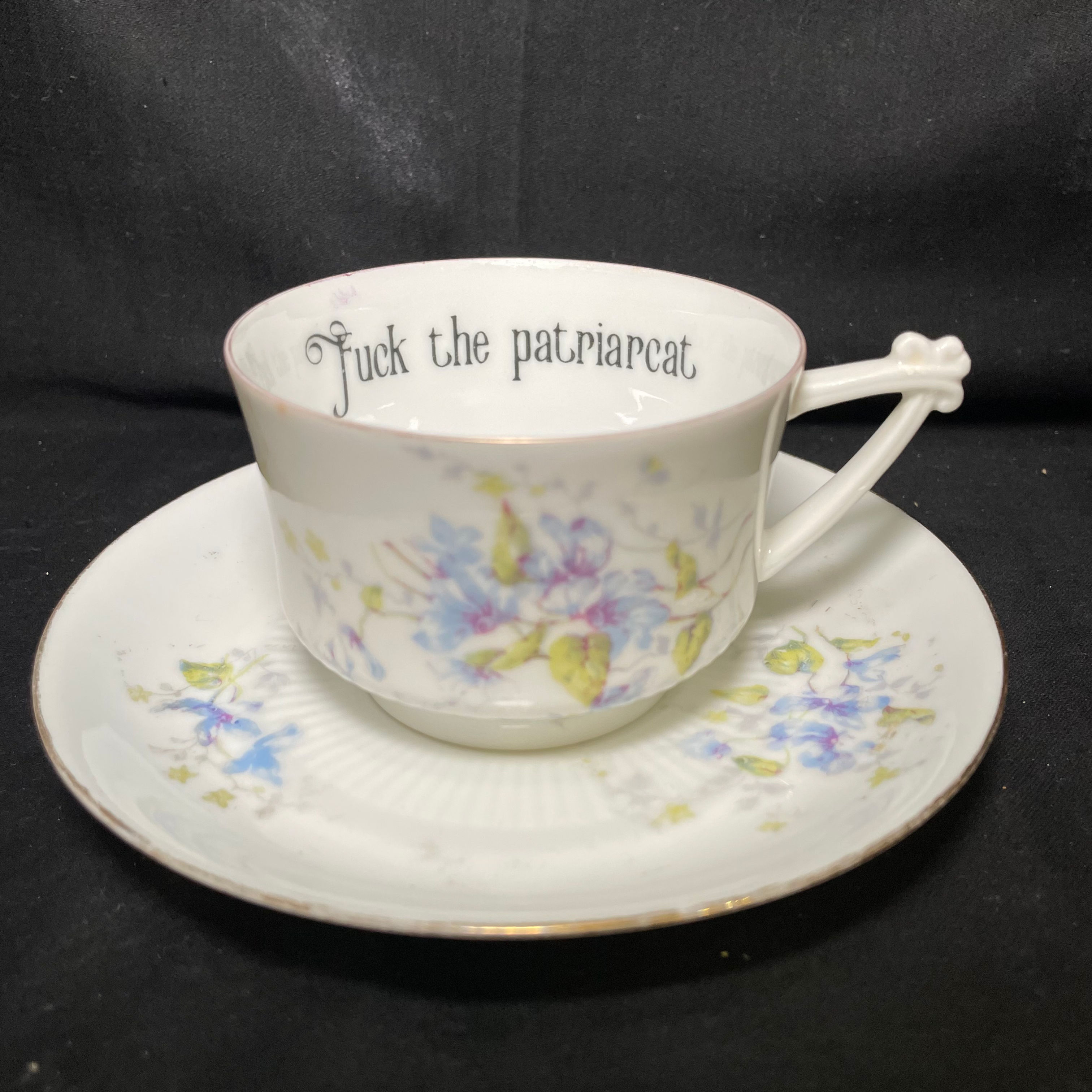 Fuck the patriarcat, funny, vintage upcycled porcelain, tea / coffee cup