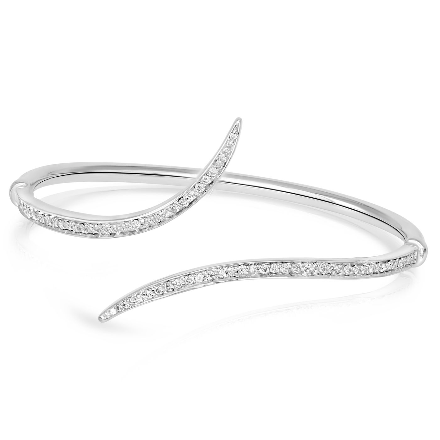 Elegant & Modern Thin Diamond Collar