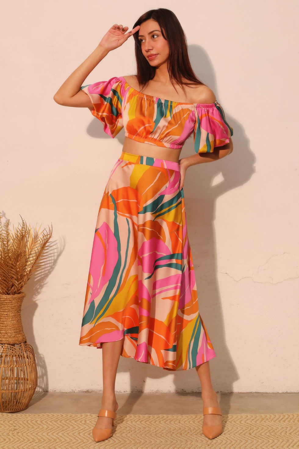 Thumbnail: Isla Tropical Satin Bubble Sleeve Crop Top           
