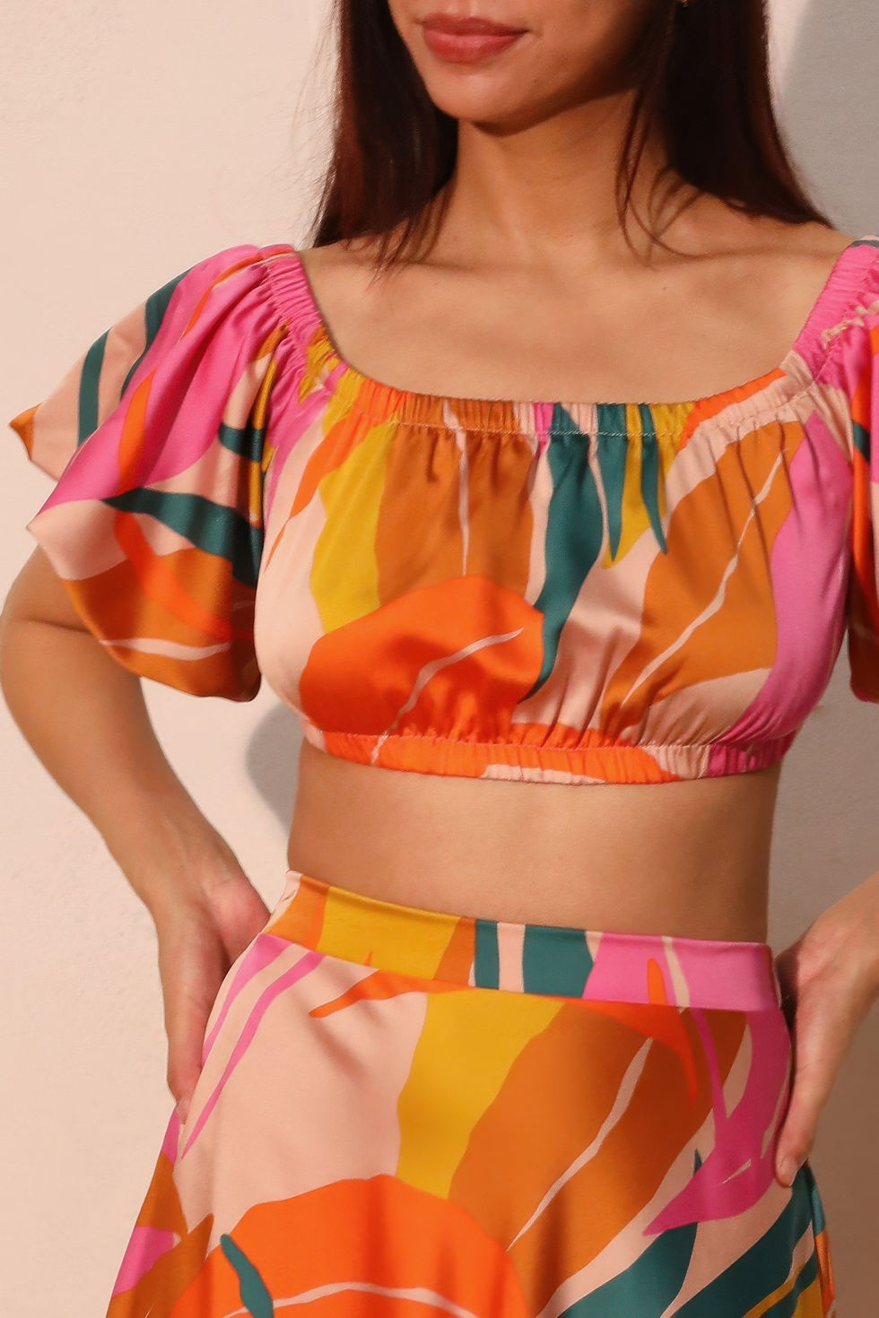 Thumbnail: Isla Tropical Satin Bubble Sleeve Crop Top           