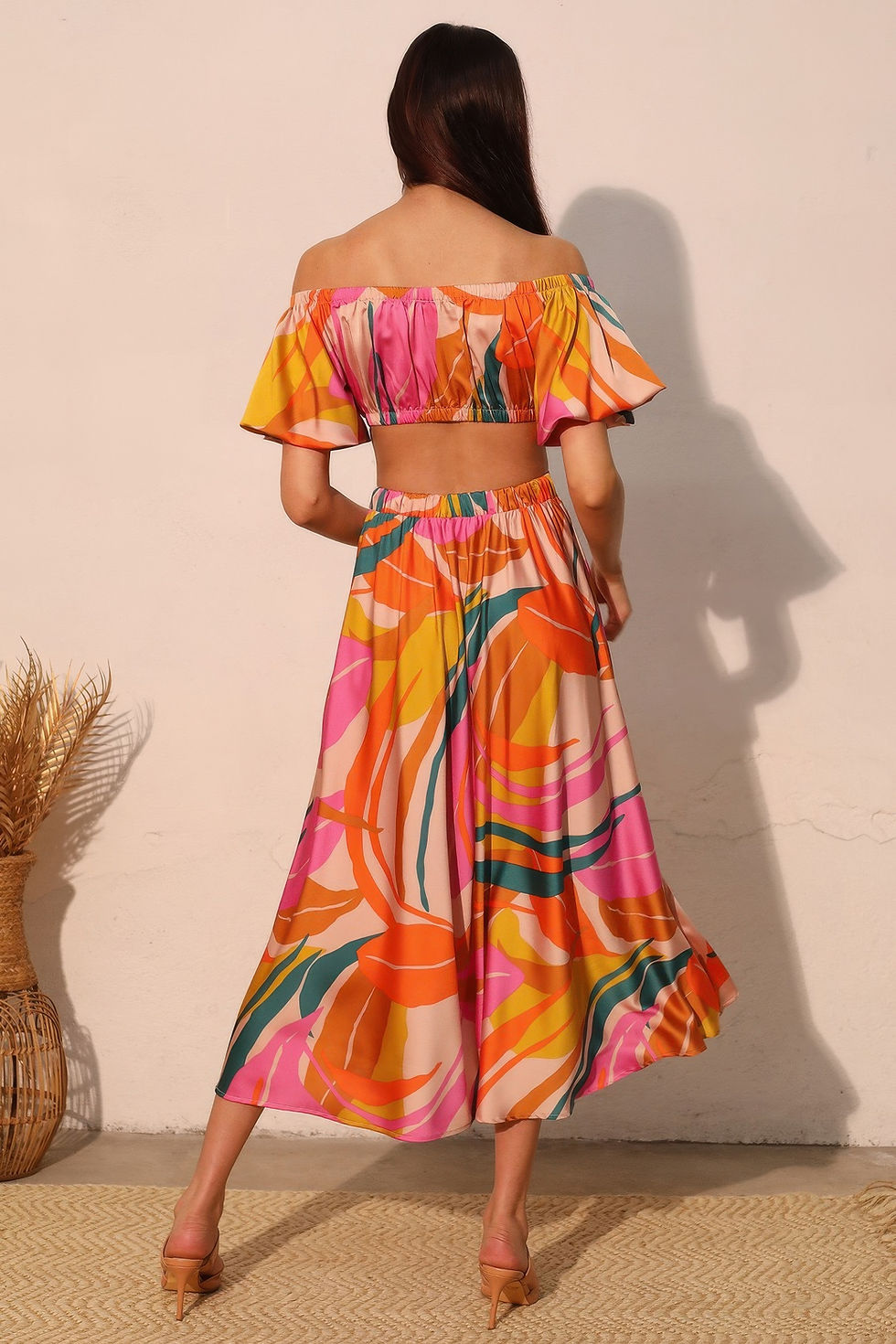 Thumbnail: Isla Tropical Satin Bubble Sleeve Crop Top           