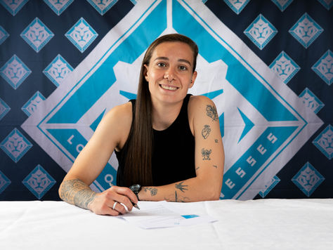 Elene Lete pens contract extension