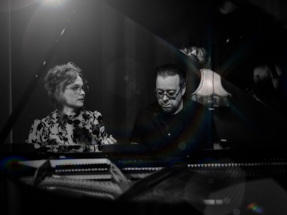 NERV_Pressphoto_piano2_black n white_Photographer Kristoffer Almgren smaller.jpg