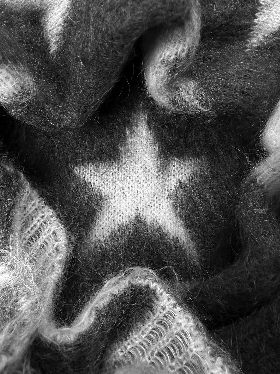 Thumbnail:  AW19 Louis Vuitton by Virgil Abloh Mohair ‘Flag’ Knitted Sweater