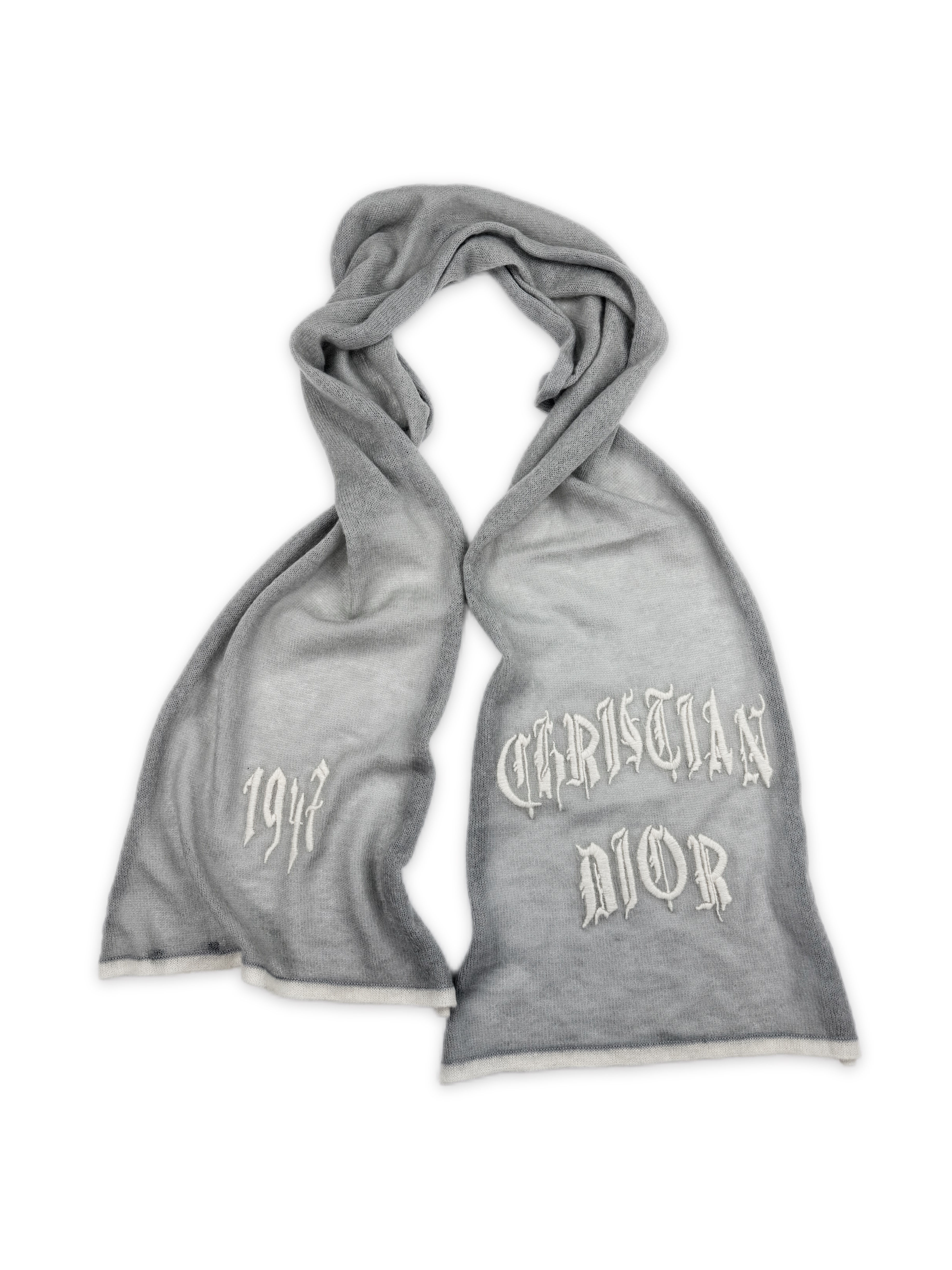 SS02 Dior ‘Christian Dior’ Gothic 1947 Mohair Grey Scarf 