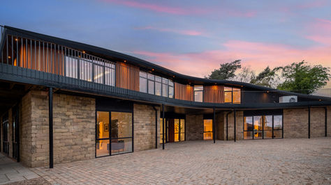 Spectacular £2.5m Super Home Redefining Design Standards. 