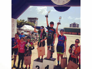 Cati Pereira vence o 1º Giro Feminino Marathon em São João Batista.
