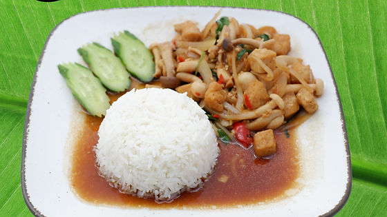 Ka Prao Het Taohoo กะเพราเห็ดเต้าหู้