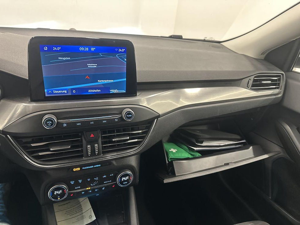 Miniaturbild: FORD Focus 2.0 TDCi Ecoblue 150 PS Titanium