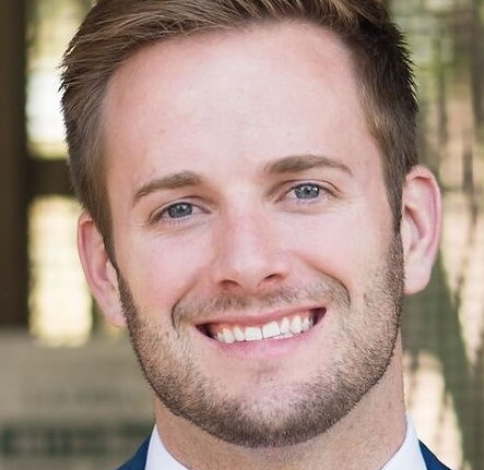 Headshot (2).jpg