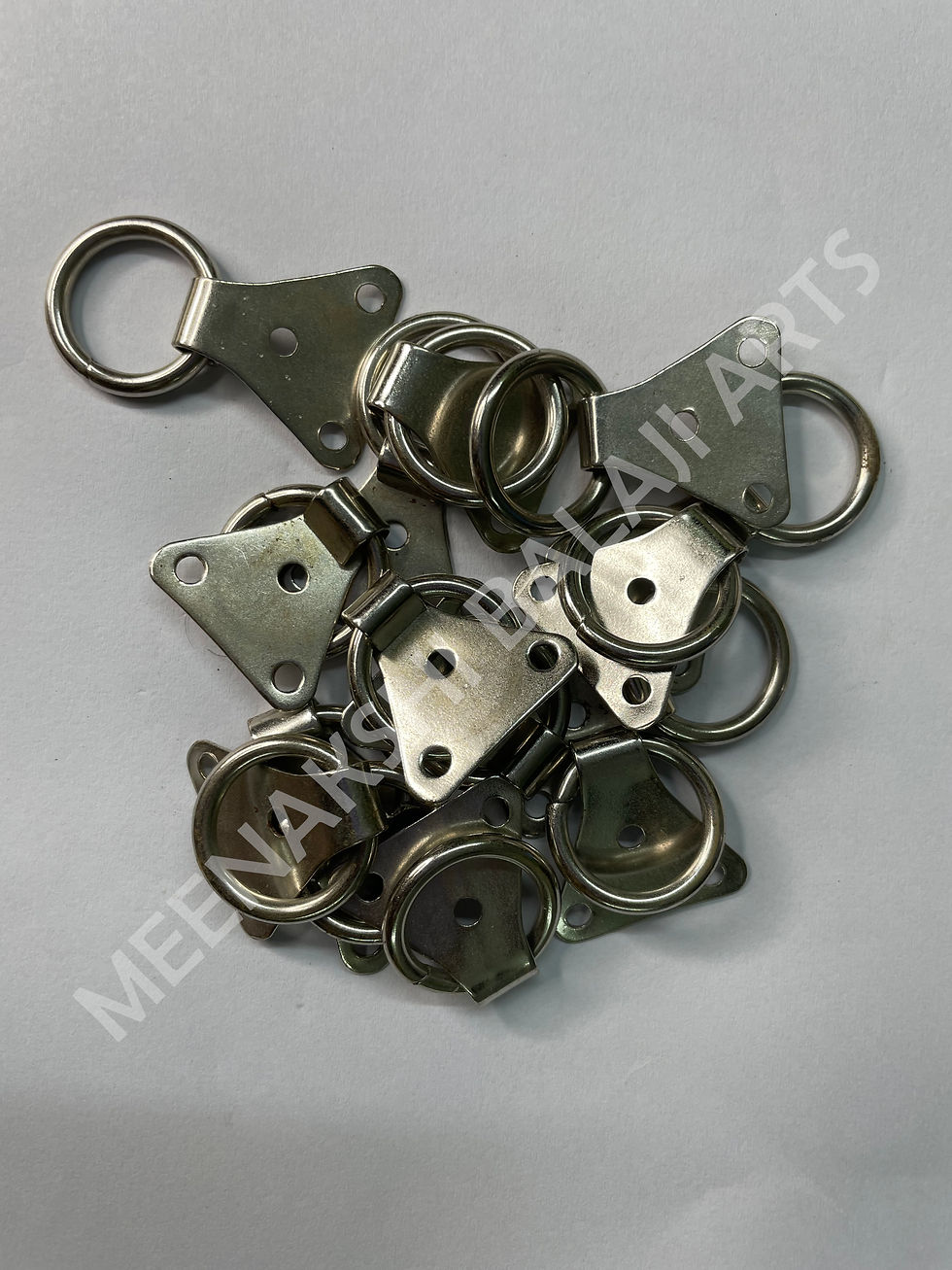 Thumbnail: Hooks & Screws (for 5 frames)