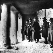 Members of the Jewish Palestine Exploration Society visit the Tomb of the Sons of Hezir in the Kidron Valley in 1924. From left to right: David Yellin, Yeshayahu Press, unknown, Leo Arye Mayer, Aharon Meir Mazie, Nahum Slouschz