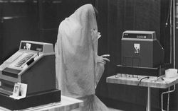 USA - estátua e caixa registradora