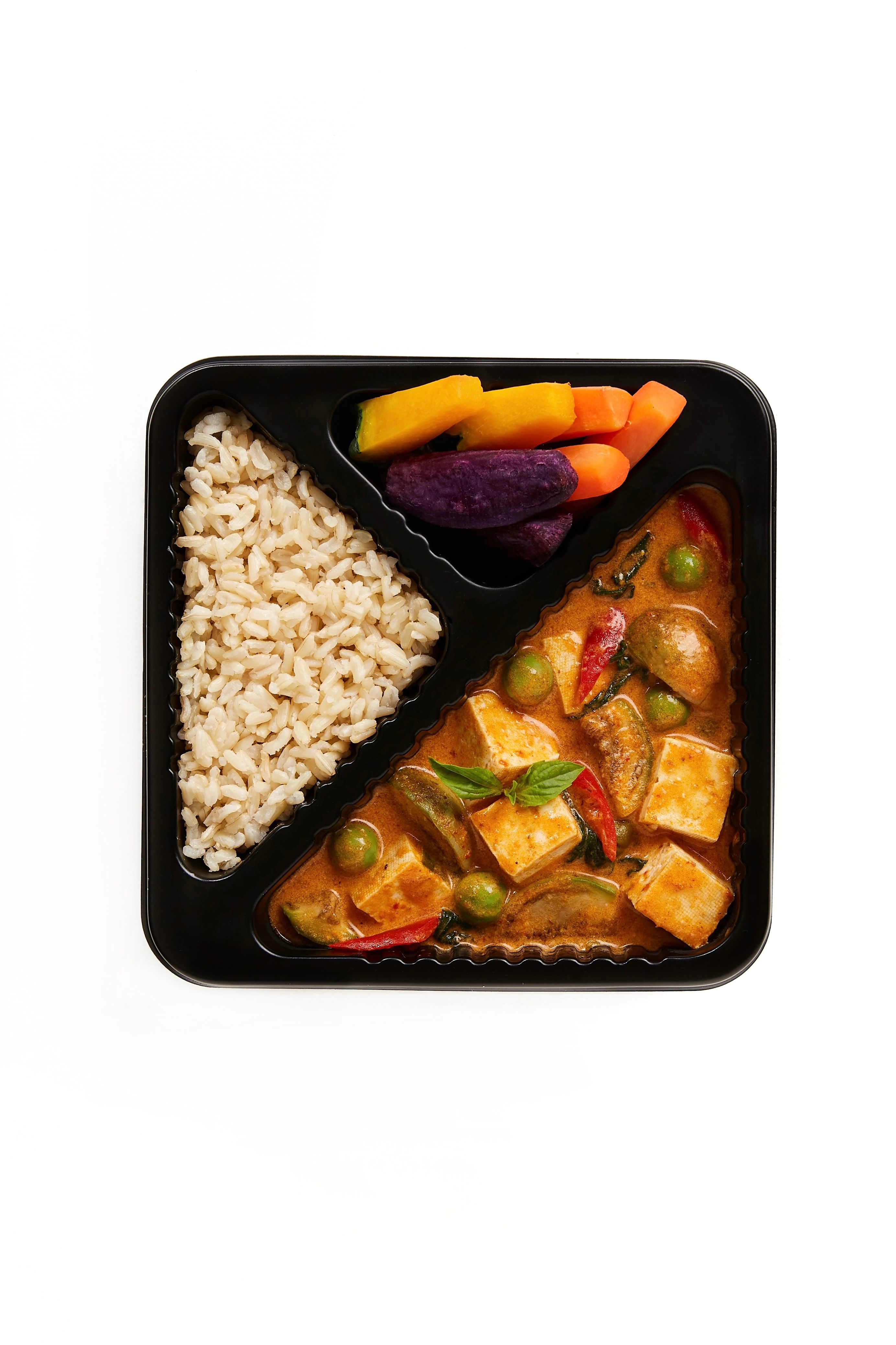 Red curry with tofu and mushroom (v)