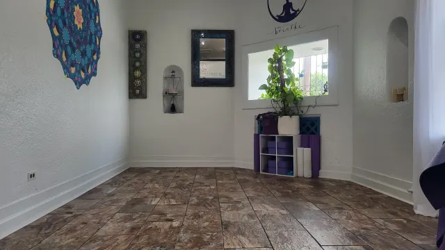 Rent Yoga Breathwork Studio in Houston at Breathe Connect Thrive