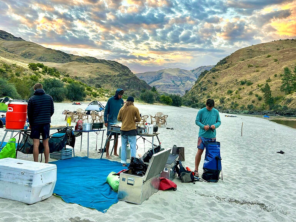 Long Distance Pack Raft What to Pack for a Multi-Day Rafting Trip: Must-Have Items & Pro Tips