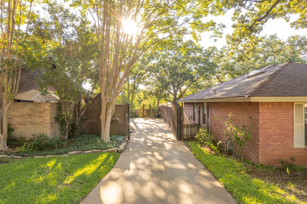 2612 Keystone Dr-54
