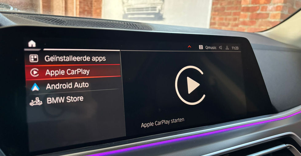 BMW X5 2.0 dA sDrive25 231pk Automaat Luxury Pack 2021 interieur met pano dak