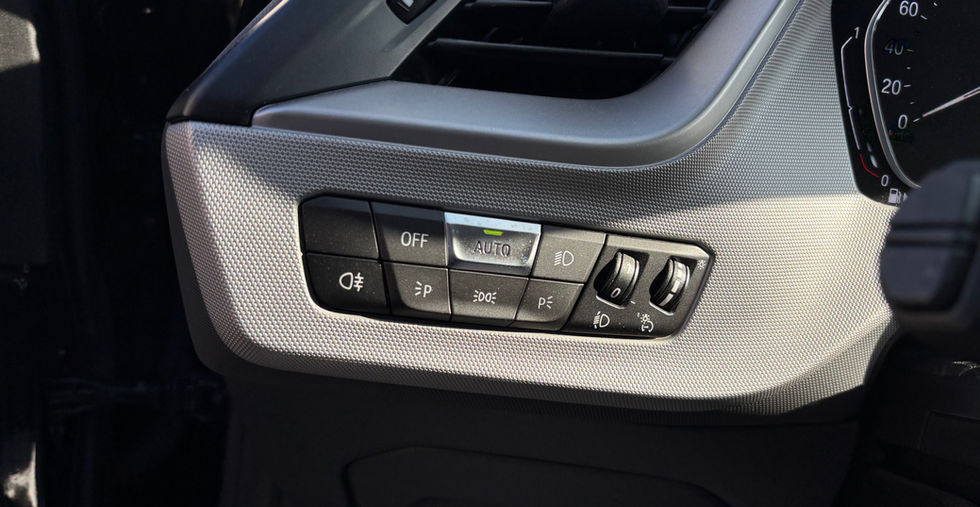 BMW 116d Hatch 115 pk 2021 interieur