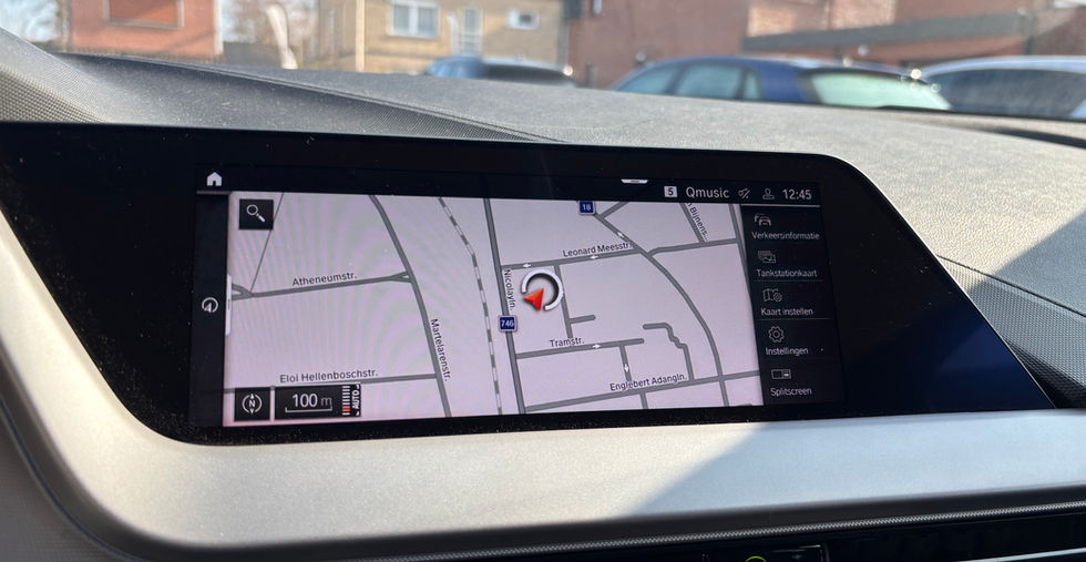 BMW 116d Hatch 115 pk 2021 interieur