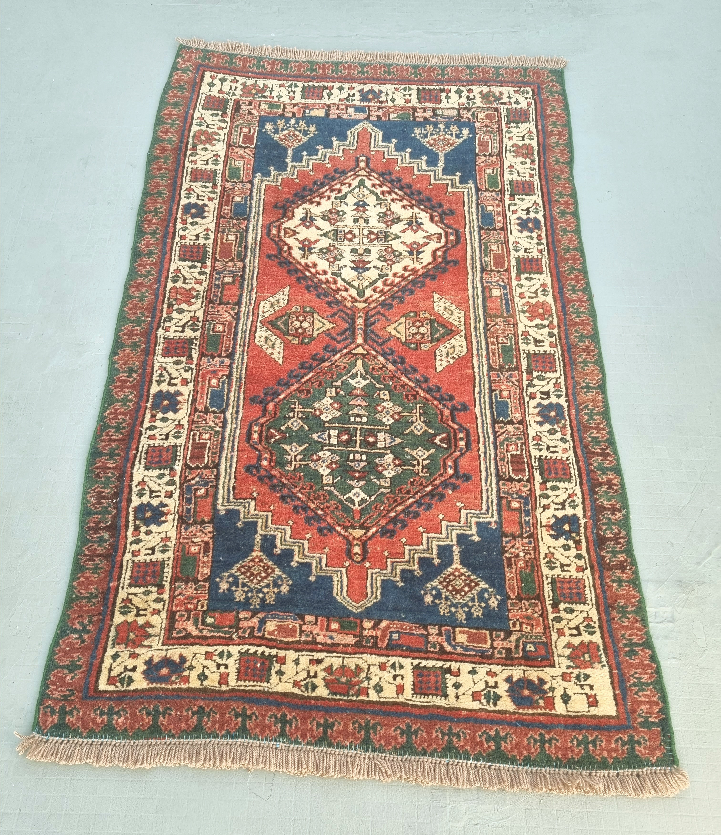 Antigo Tapete Persa Karabagh- 1,50 X 0,94 - Irã