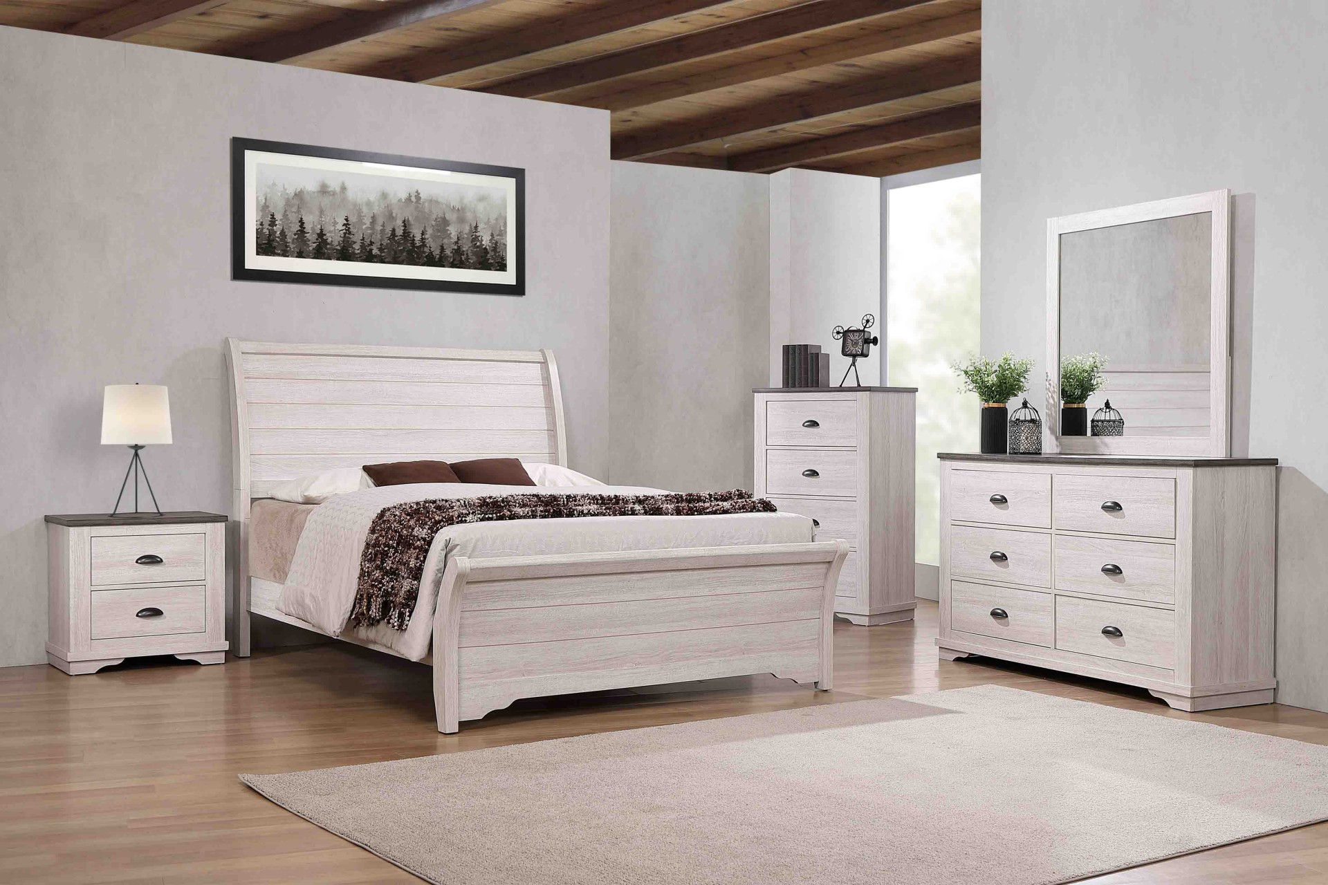 CrownMark Coralee White Bedroom Set