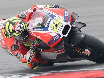Iannone Fastest Ahead of Qualifying