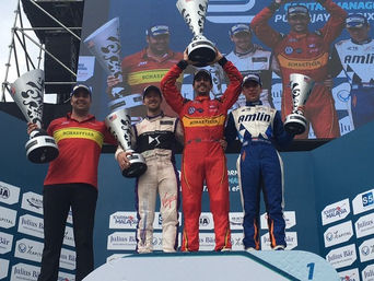 Frijns takes maiden podium in only second race