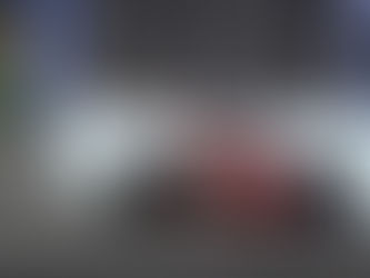 Vettel claims sensational Singapore pole