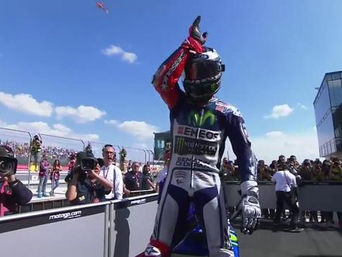 Lorenzo Cruises To 60th GP Win In Aragon