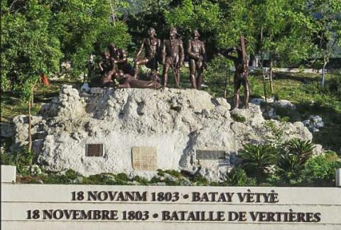 Kitanago, Monument des héros de la bataille de Vertières érigé sous le gouvernement du général Paul E. Magloire (1950 -1956). 1 juin 2021