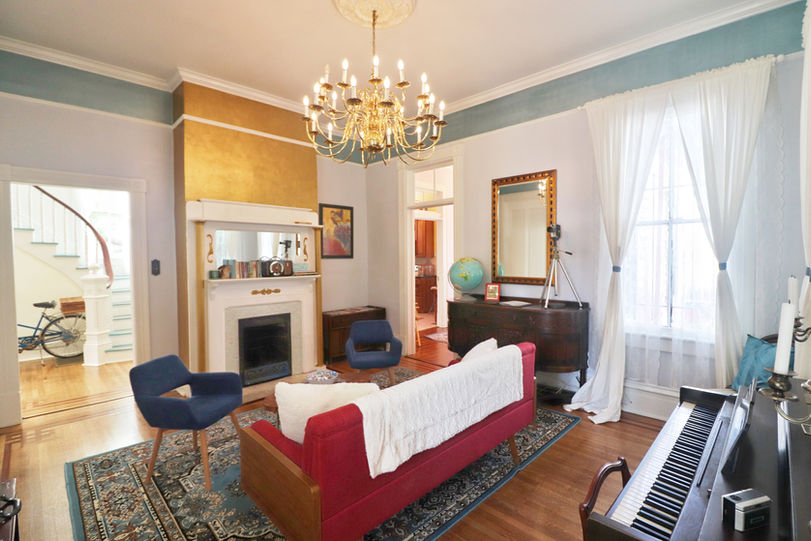 Isetta Inn shared living space hotel hostel