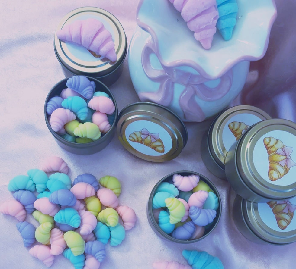 Thumbnail:  Frosted sugared  blooms 