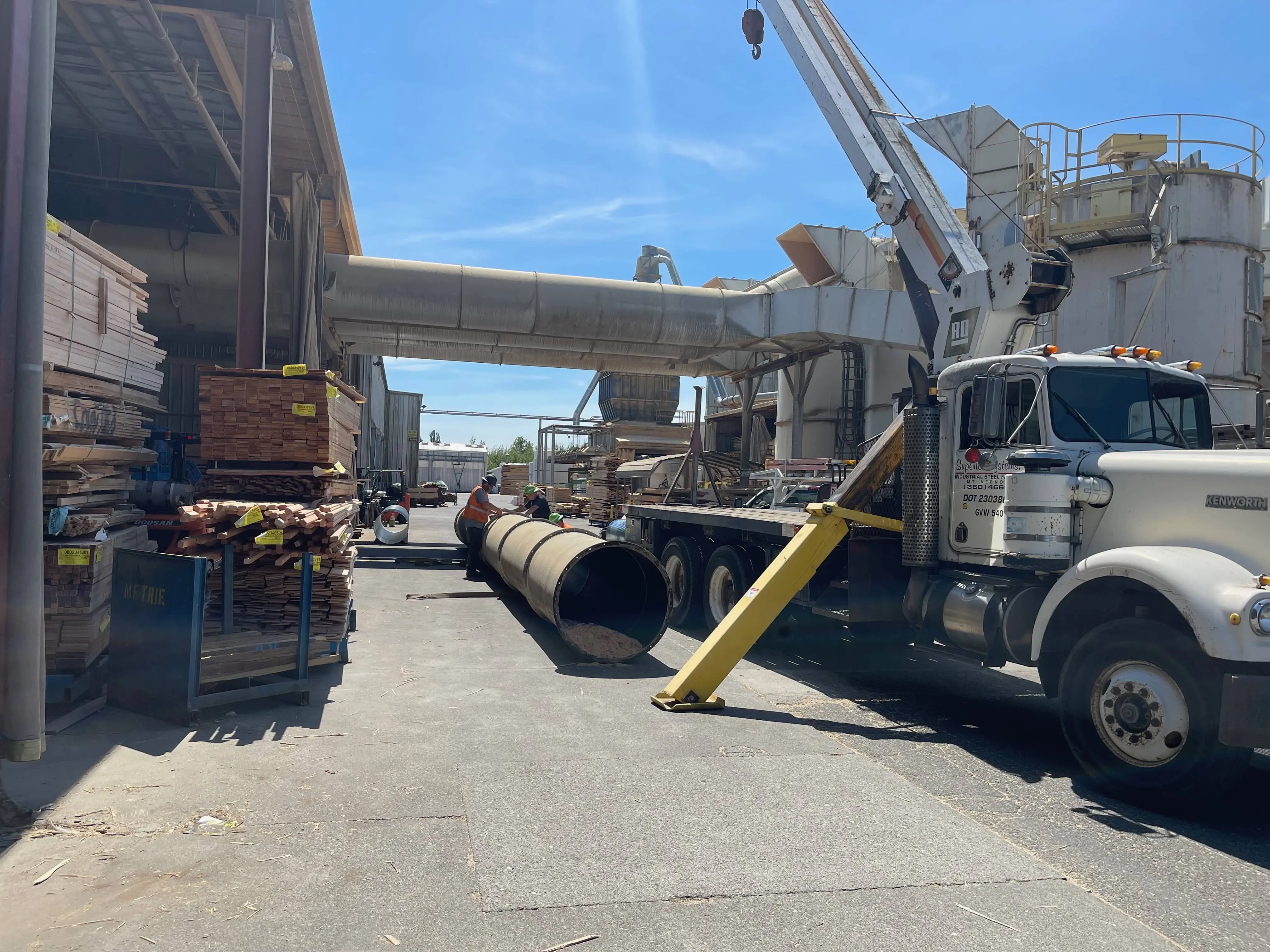 New duct lines being installed at Metrie, Ferndale